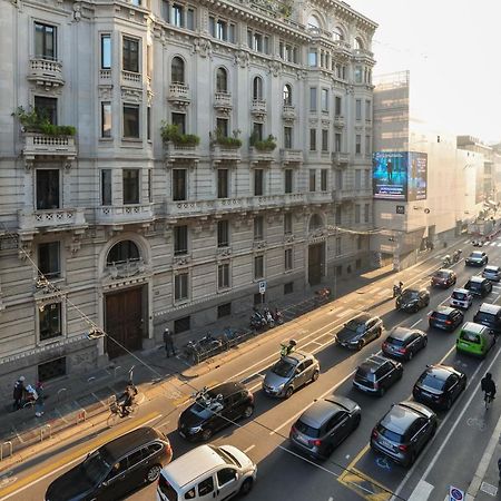 Luxury San Babila Apartment ميلان المظهر الخارجي الصورة